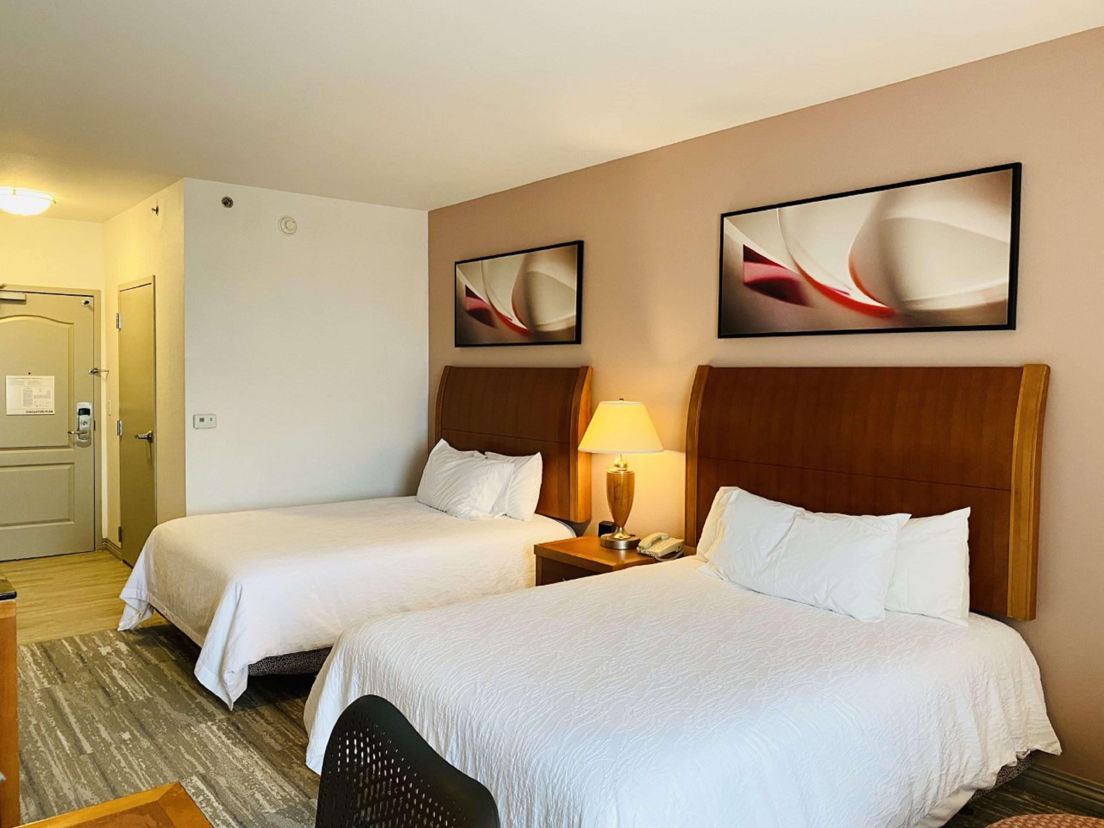Hilton Garden Inn Columbia Exterior photo