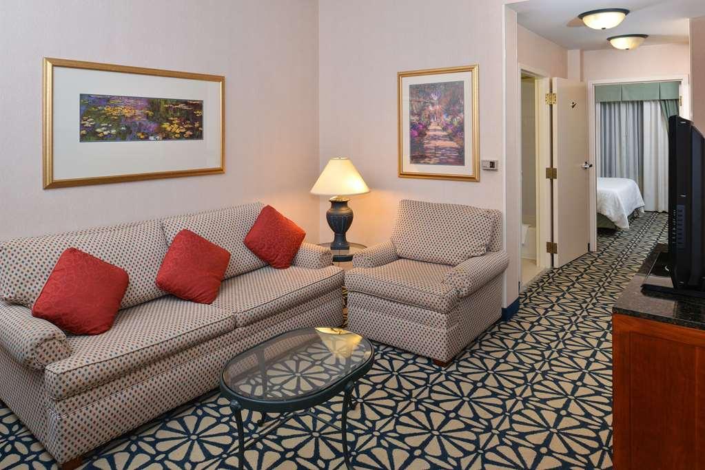 Hilton Garden Inn Columbia Room photo